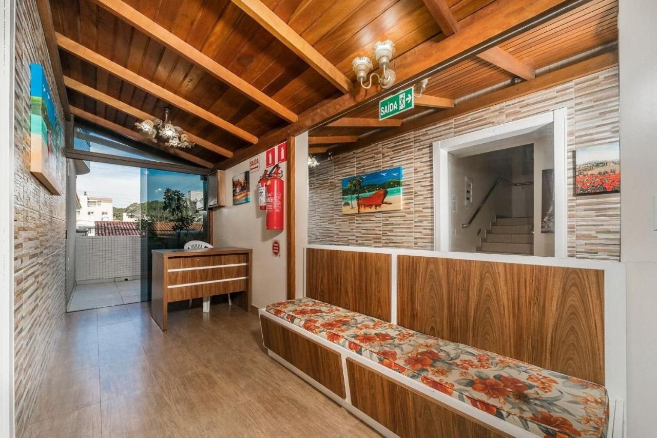 Residencial Edite No Centro De Bombinha Бомбіняс Екстер'єр фото